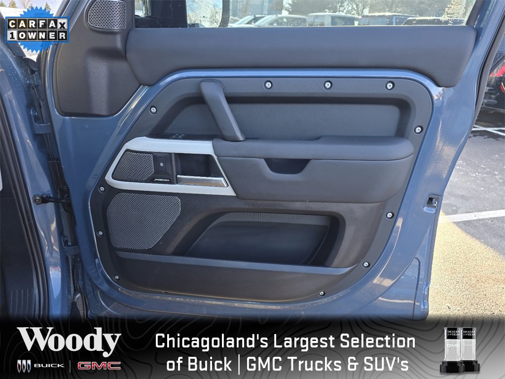 Used 2024 Land Rover Defender 110 S image 31