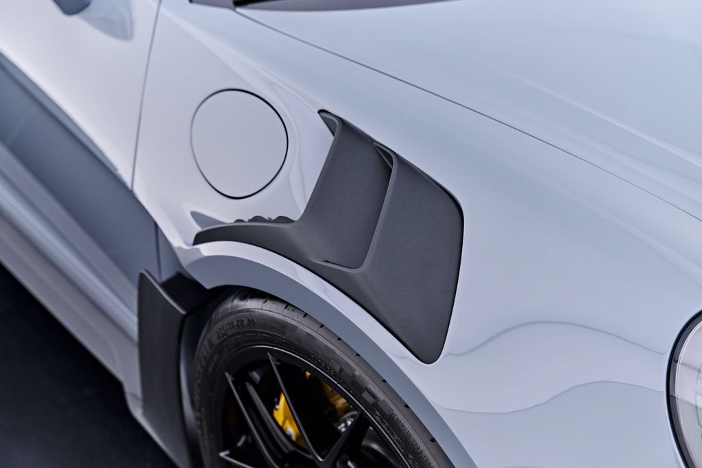 Used 2024 Porsche 911 GT3 RS w/ Weissach Package RWD image 19