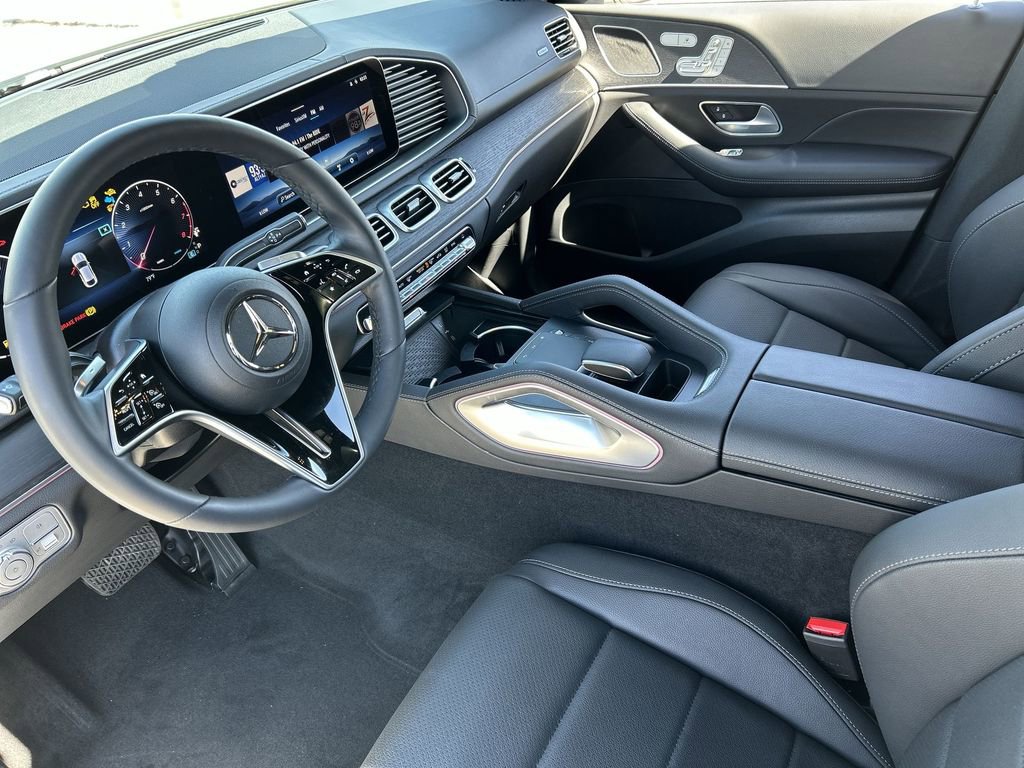 Used 2025 Mercedes-Benz GLE 450 4MATIC Coupe image 10