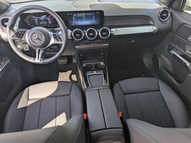 Used 2026 Mercedes-Benz GLB 250 image 14