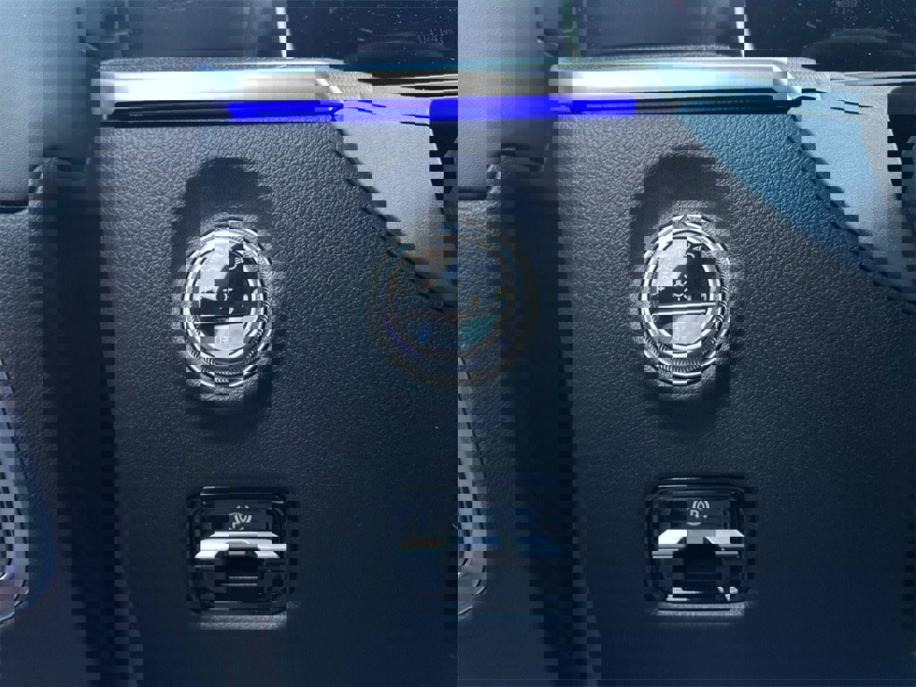 Used 2025 Mercedes-Benz CLE 450 4MATIC Coupe image 24