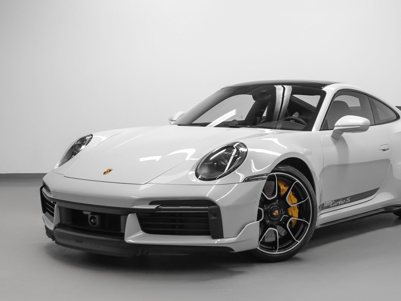 Certified 2025 Porsche 911 Turbo S AWD/4WD image 7