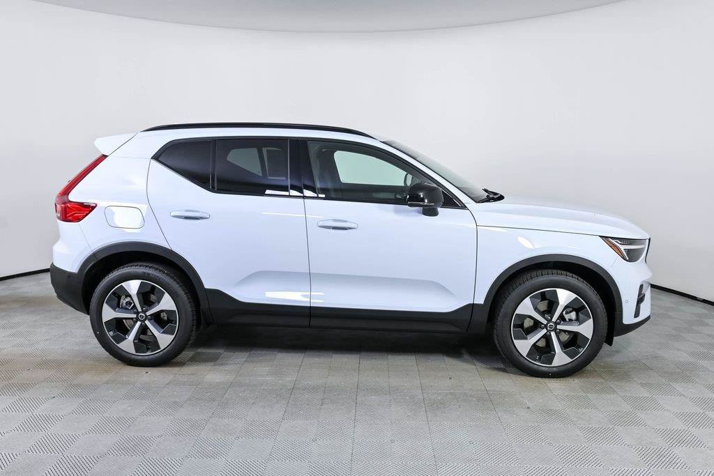 New 2026 Volvo XC40 B5 Plus w/ Protection Package Premier AWD/4WD image 26