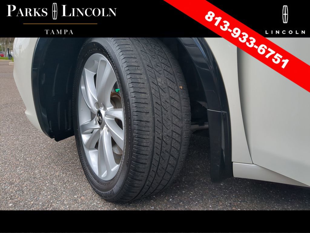 Used 2018 INFINITI QX30 image 35