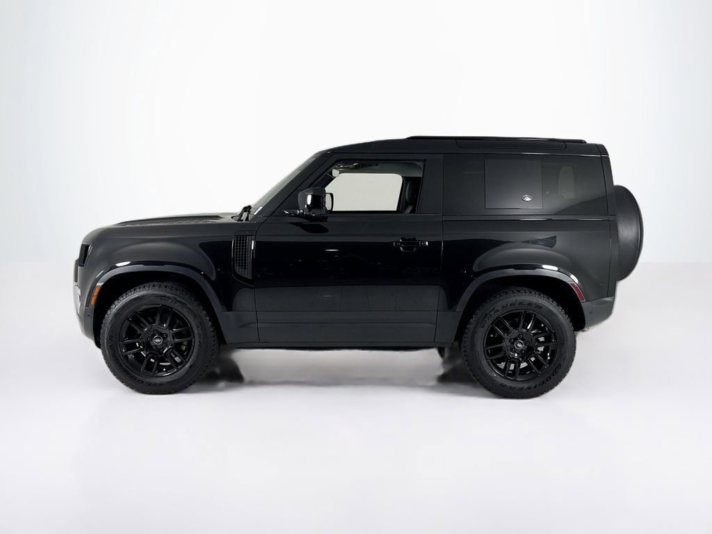 Used 2023 Land Rover Defender 90 S image 2