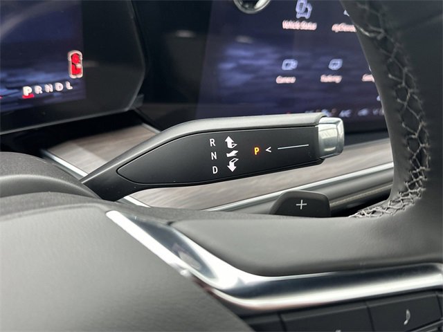 New 2026 Chevrolet Suburban Premier image 22