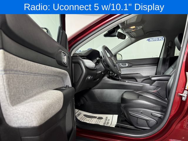 Used 2022 Jeep Compass Latitude AWD/4WD image 10