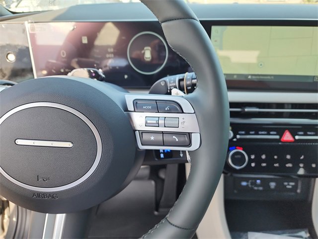 New 2025 Hyundai Tucson Limited image 24