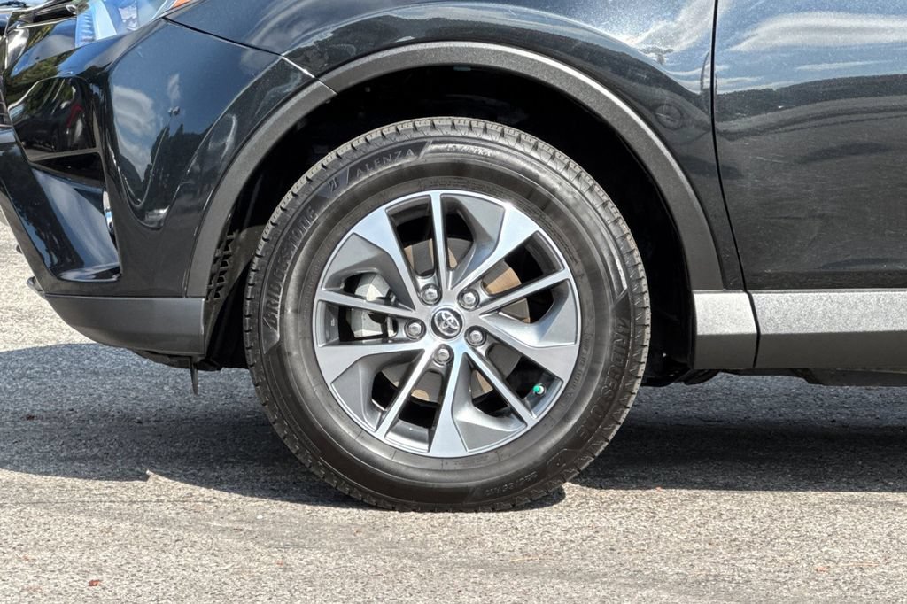 Certified 2018 Toyota RAV4 XLE AWD/4WD image 26