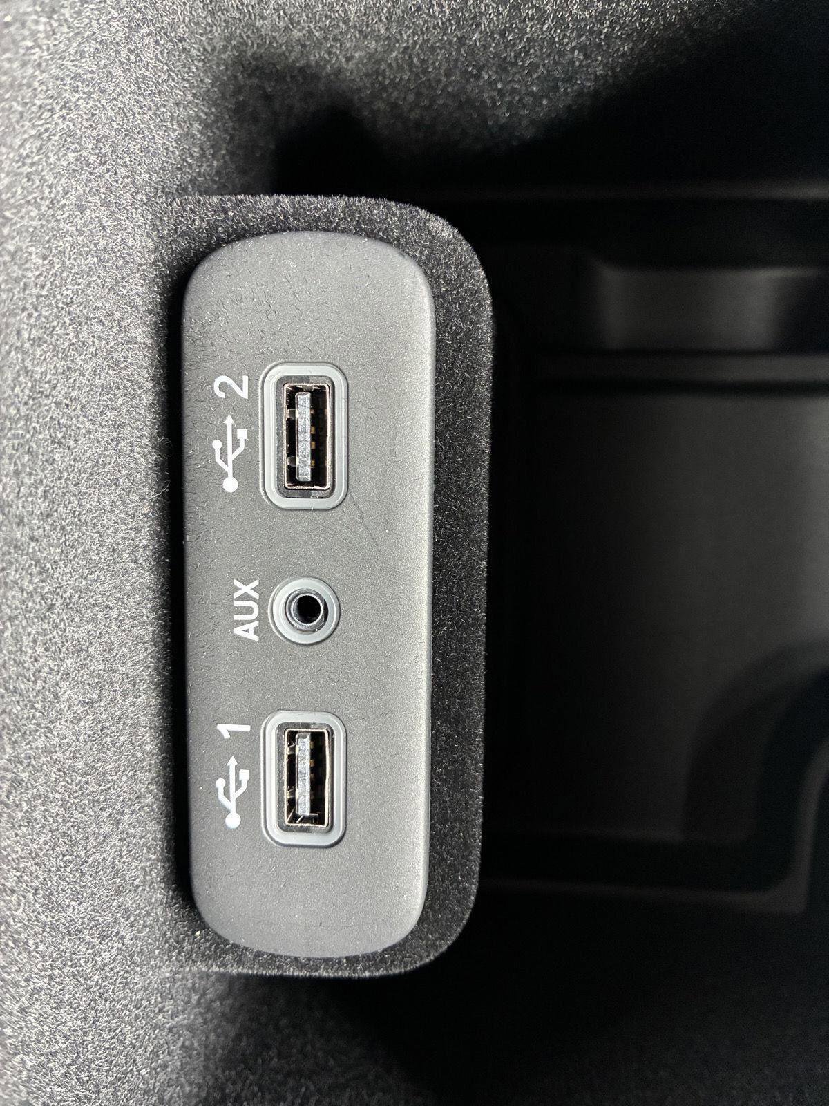 Used 2023 Dodge Charger SXT w/ Blacktop Package image 35