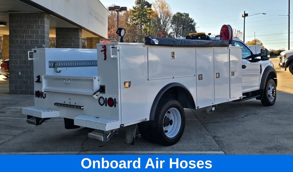 Used 2022 Ford F550 2WD Regular Cab Super Duty image 4