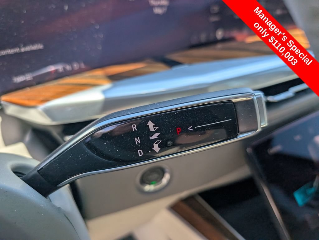 Used 2025 Cadillac Escalade Sport Platinum w/ LPO, Floor Liner Package AWD/4WD image 22