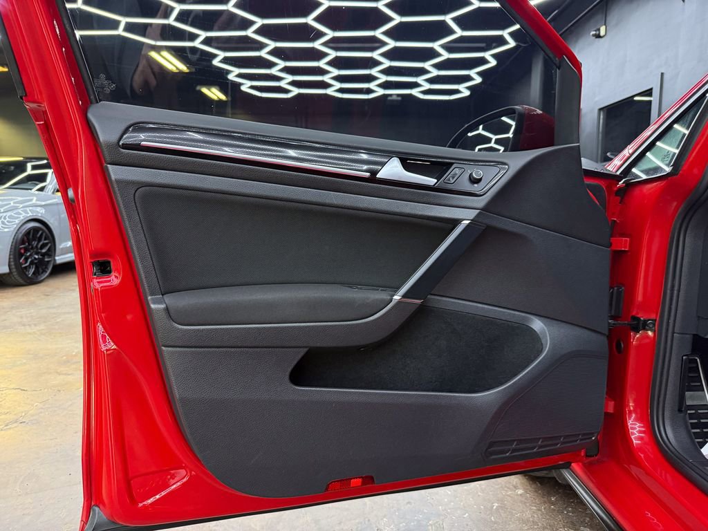 Used 2015 Volkswagen GTI S FWD image 12