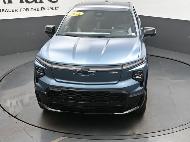 Certified 2025 Chevrolet Silverado EV RST AWD/4WD image 40