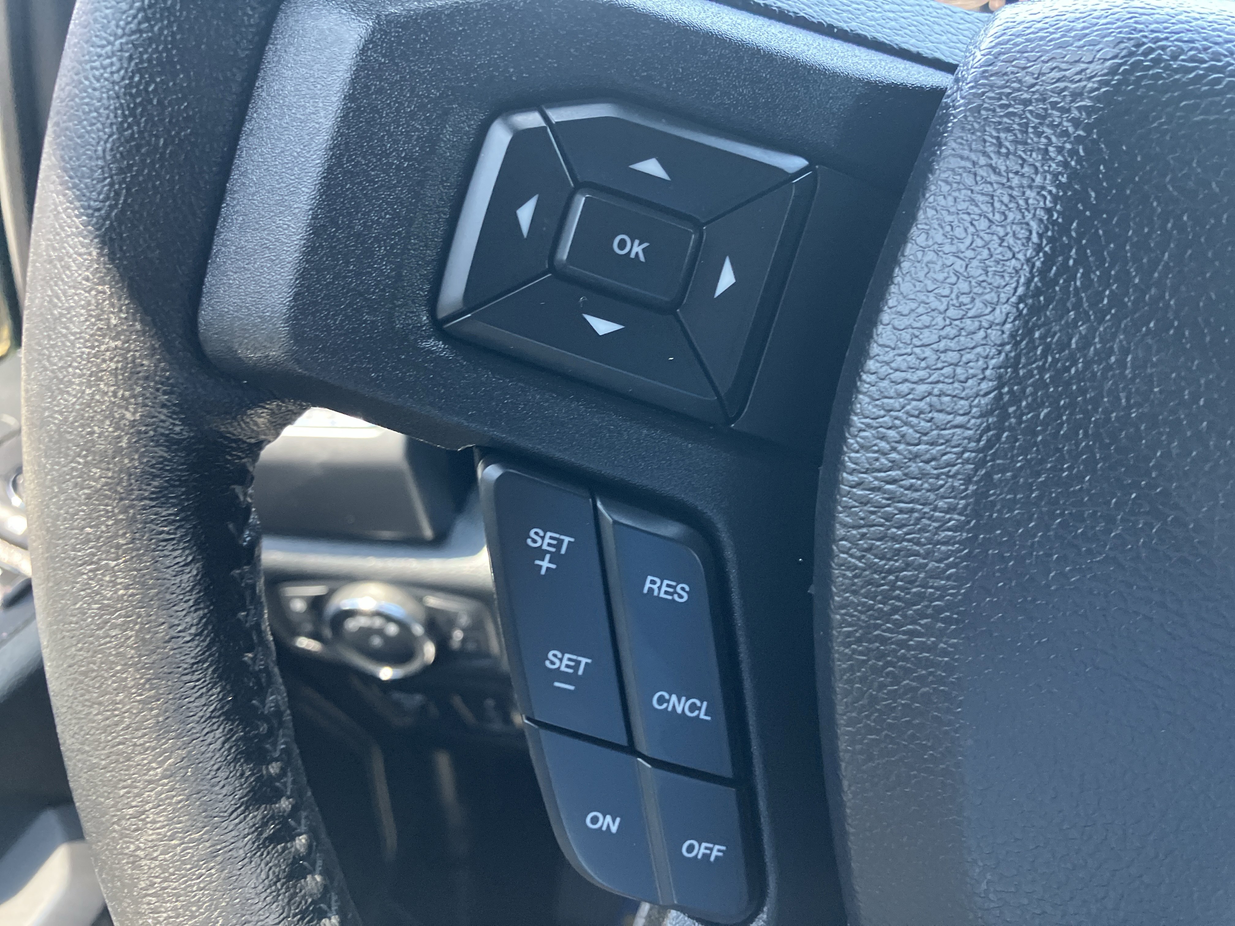 Used 2019 Ford F150 XLT w/ Equipment Group 302A Luxury AWD/4WD image 25