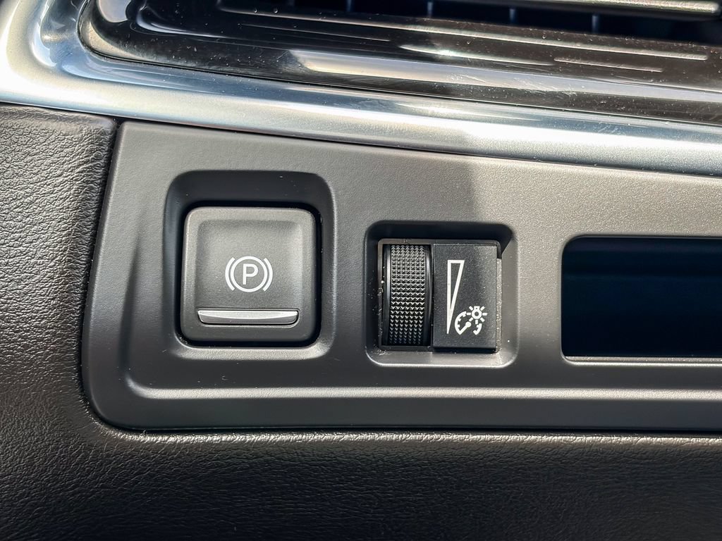 Certified 2023 Cadillac XT6 Luxury FWD image 43