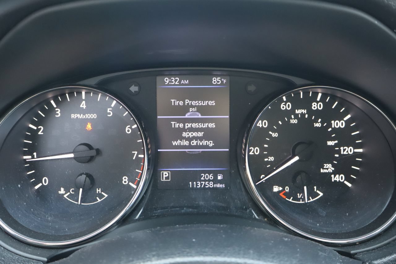 Used 2018 Nissan Rogue S FWD image 9