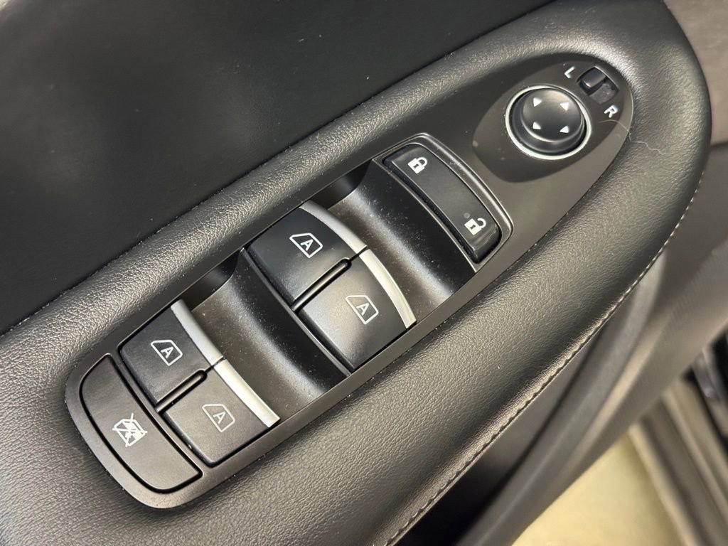 Used 2020 INFINITI QX50 Luxe w/ Cargo Package AWD/4WD image 8