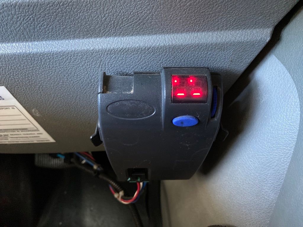 Used 2012 Ford E-450 and Econoline 450 Super Duty w/ Shuttle Bus Prep Pkg image 22