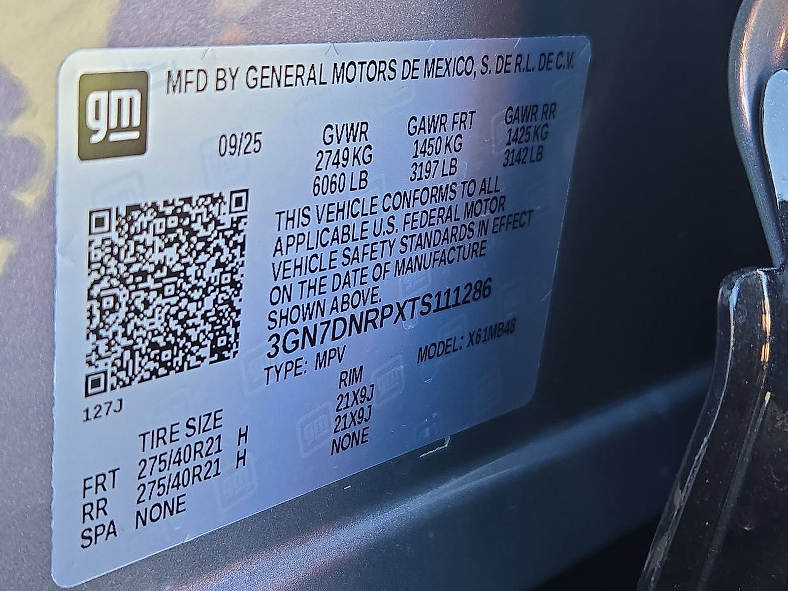 New 2026 Chevrolet Equinox EV LT w/ Convenience Package II image 18