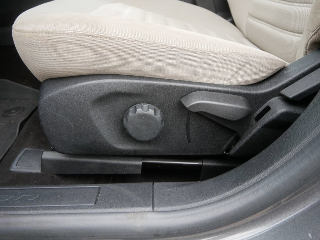 Certified 2019 Ford Fusion S FWD image 15