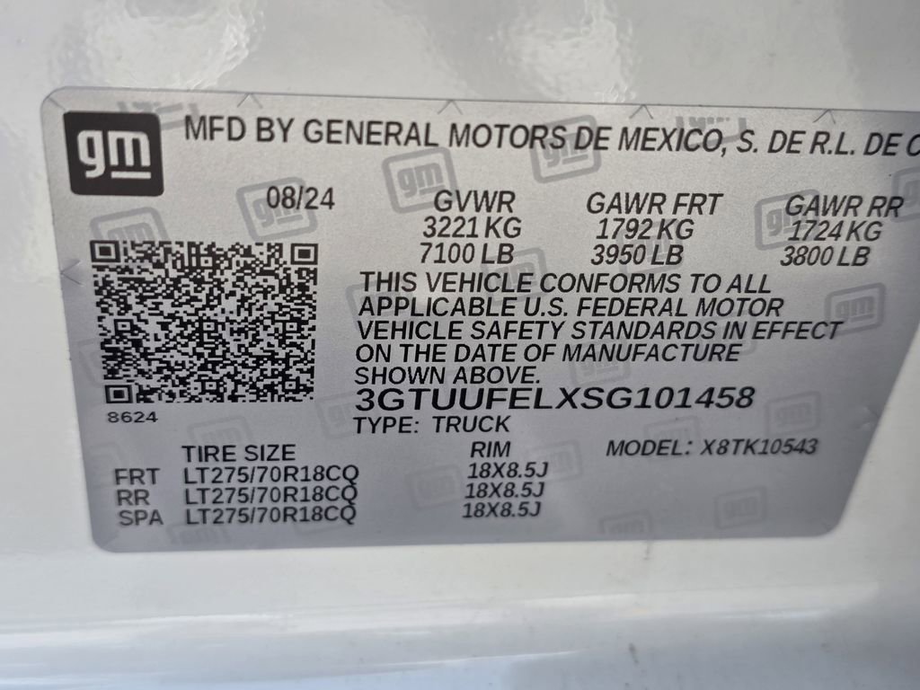 Used 2025 GMC Sierra 1500 AT4X AWD/4WD image 33