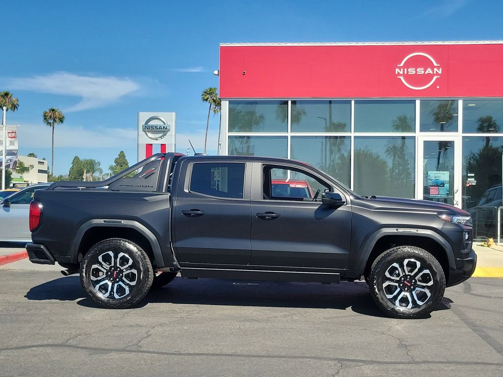 Used 2025 GMC Canyon AT4 w/ Nightfall Edition AWD/4WD image 36