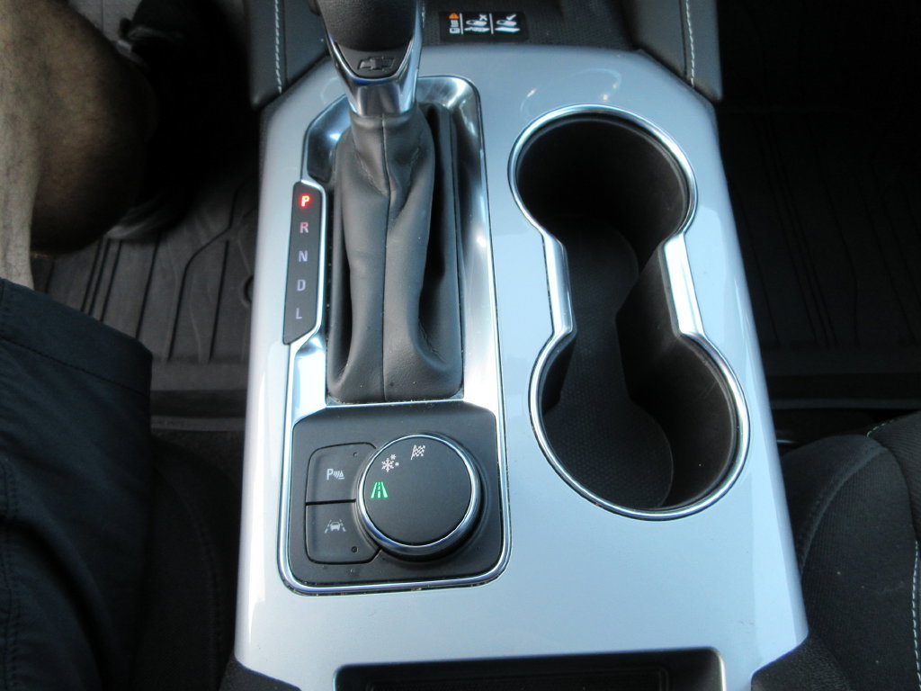 Used 2024 Chevrolet Blazer LT w/ Convenience Package FWD image 27