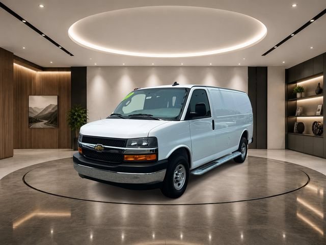 Used 2024 Chevrolet Express 2500 w/ Driver Convenience Package RWD image 2