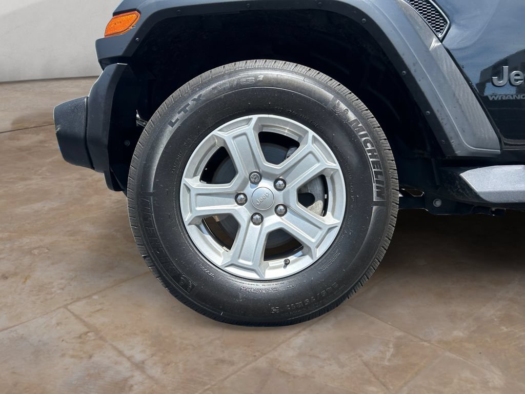 Used 2023 Jeep Wrangler Unlimited Sport AWD/4WD image 14