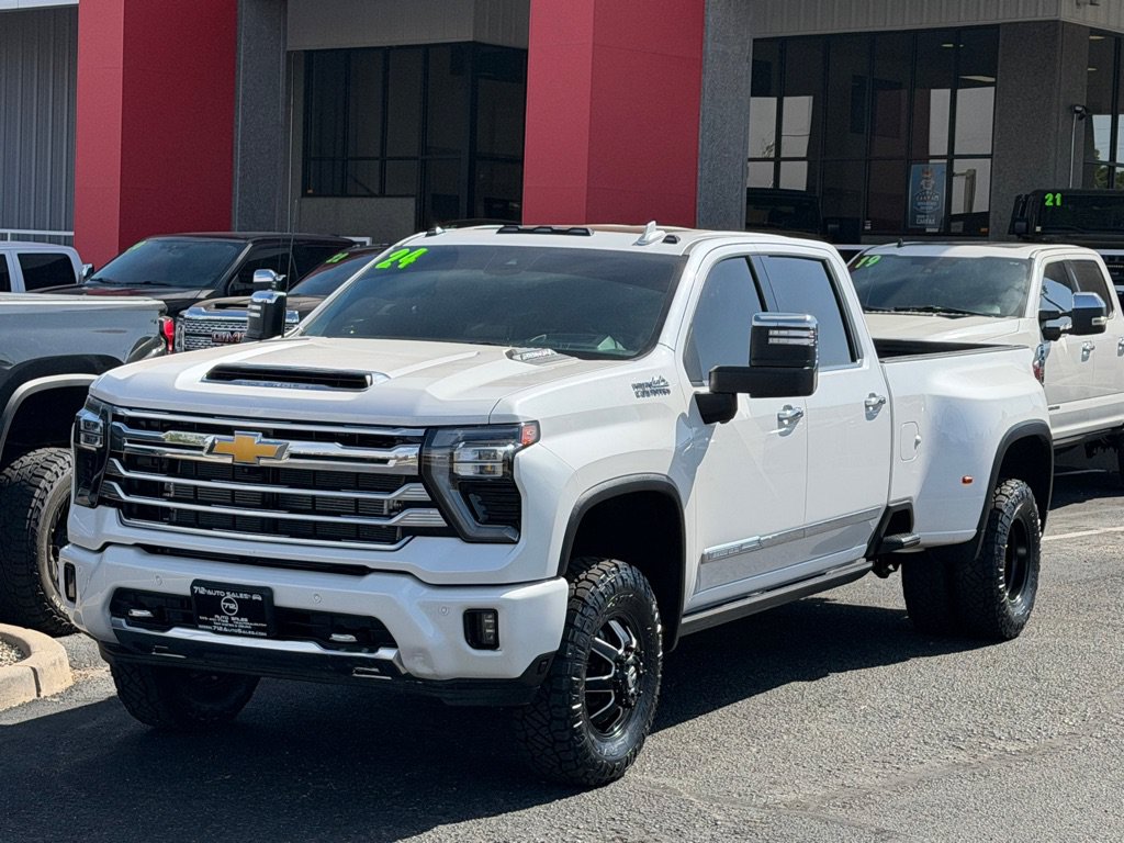 Used 2024 Chevrolet Silverado 3500 High Country w/ Technology Package