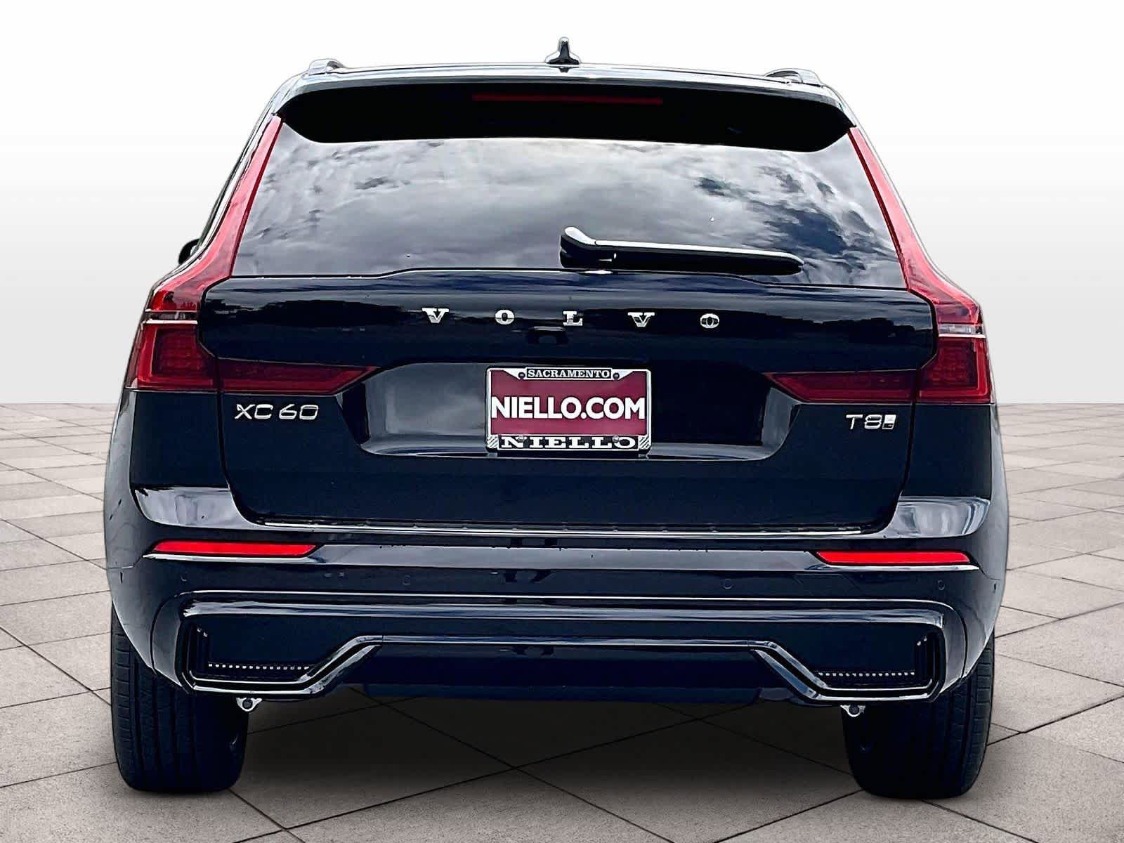 New 2026 Volvo XC60 T8 Plus w/ Climate Package AWD/4WD image 6
