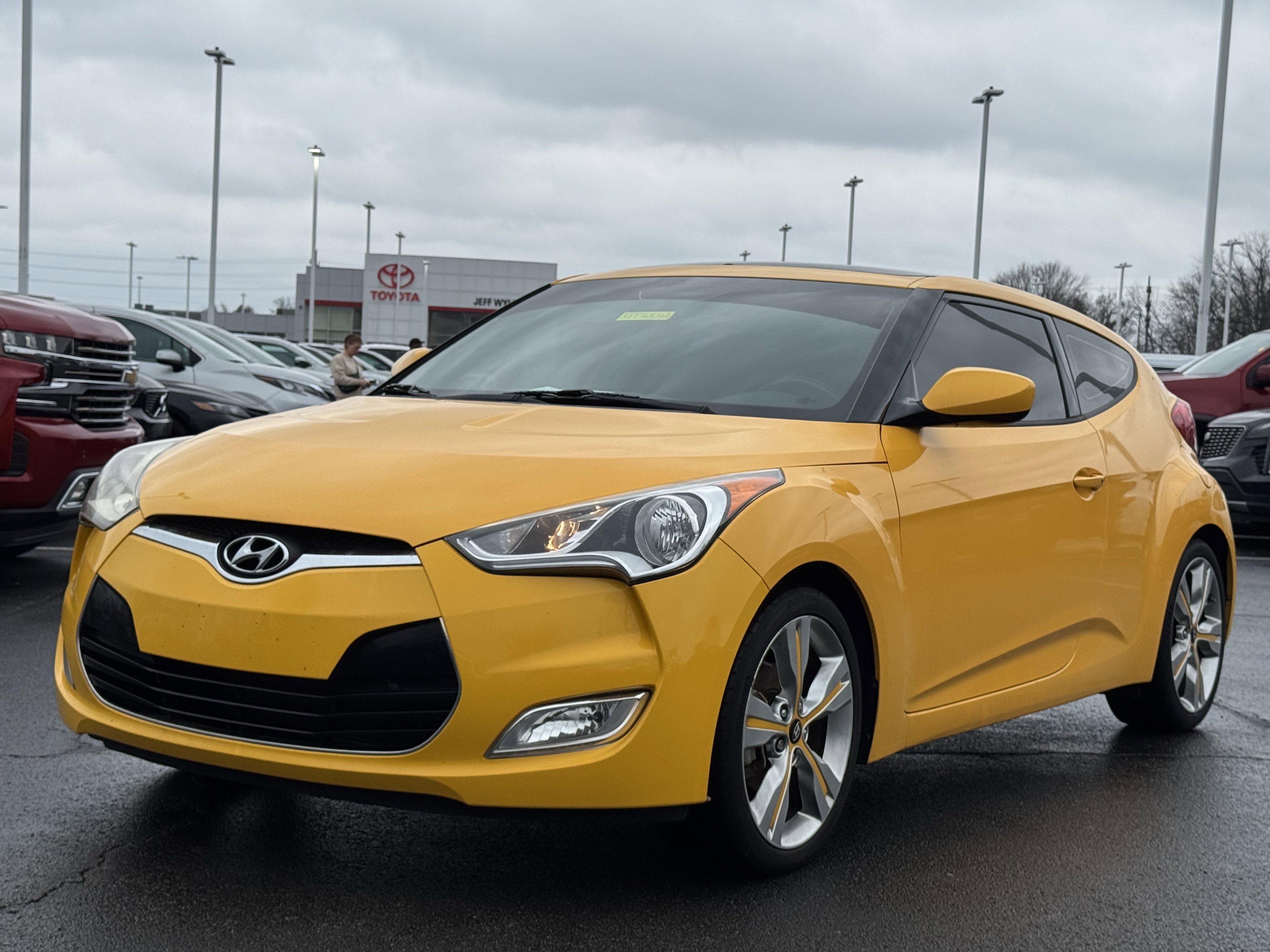Used 2016 Hyundai Veloster w/ Option Group 02 image 12