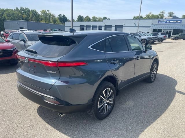Used 2022 Toyota Venza LE AWD/4WD image 6