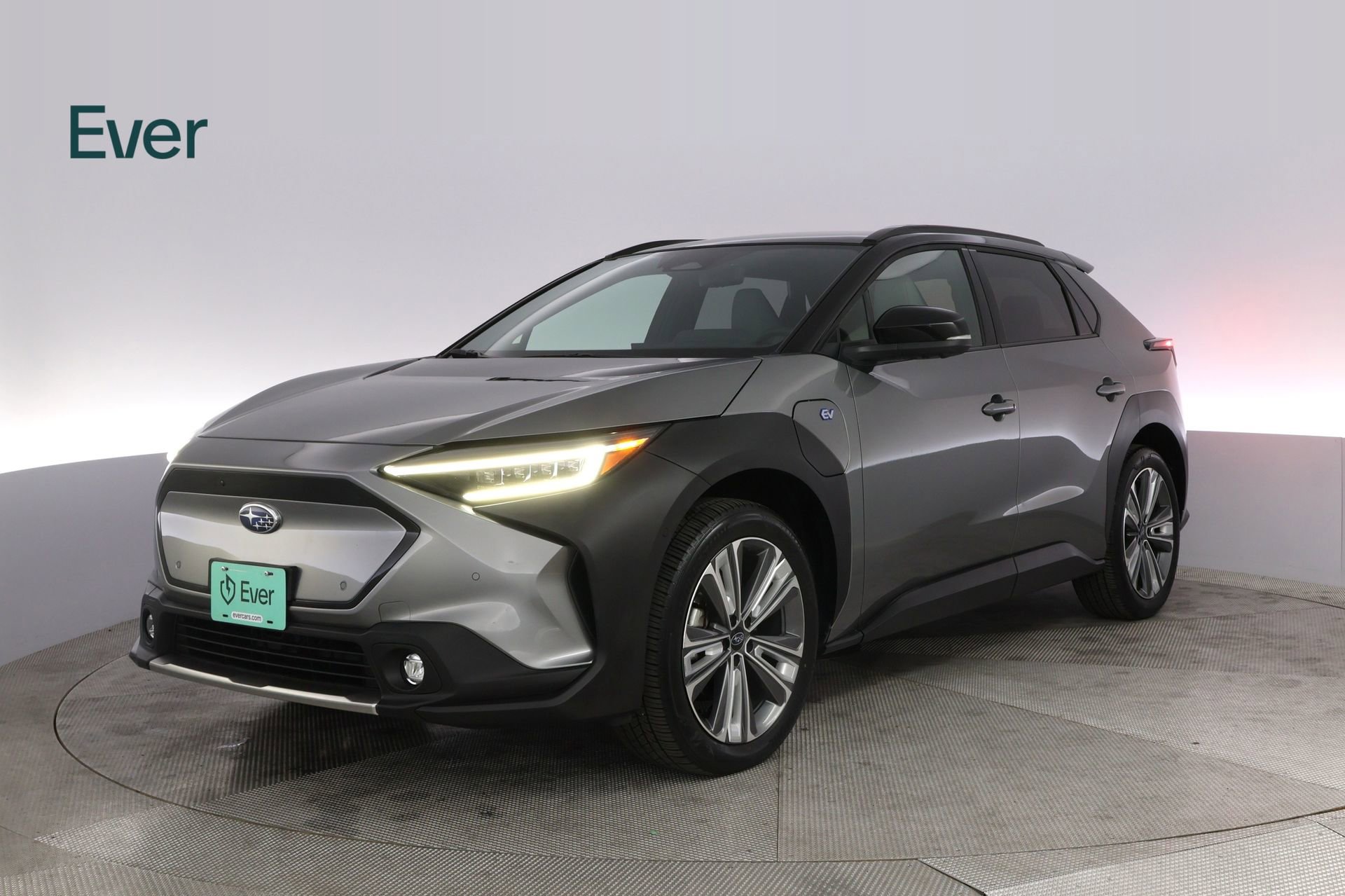 Used 2023 Subaru Solterra AWD image 2