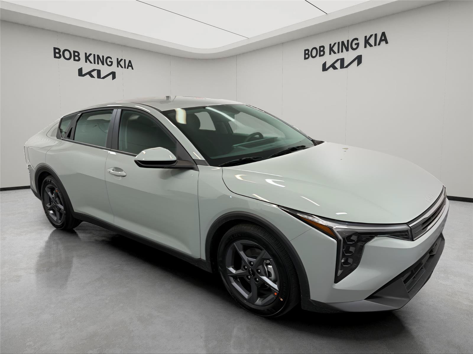 New 2026 Kia K4 FWD image 7