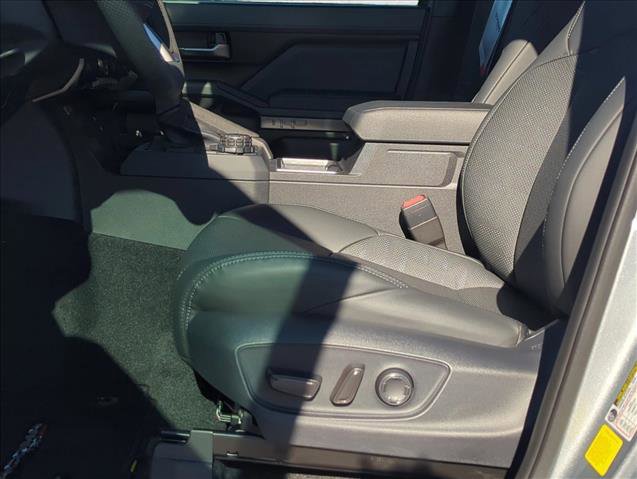 New 2025 Toyota Tacoma TRD Sport image 17