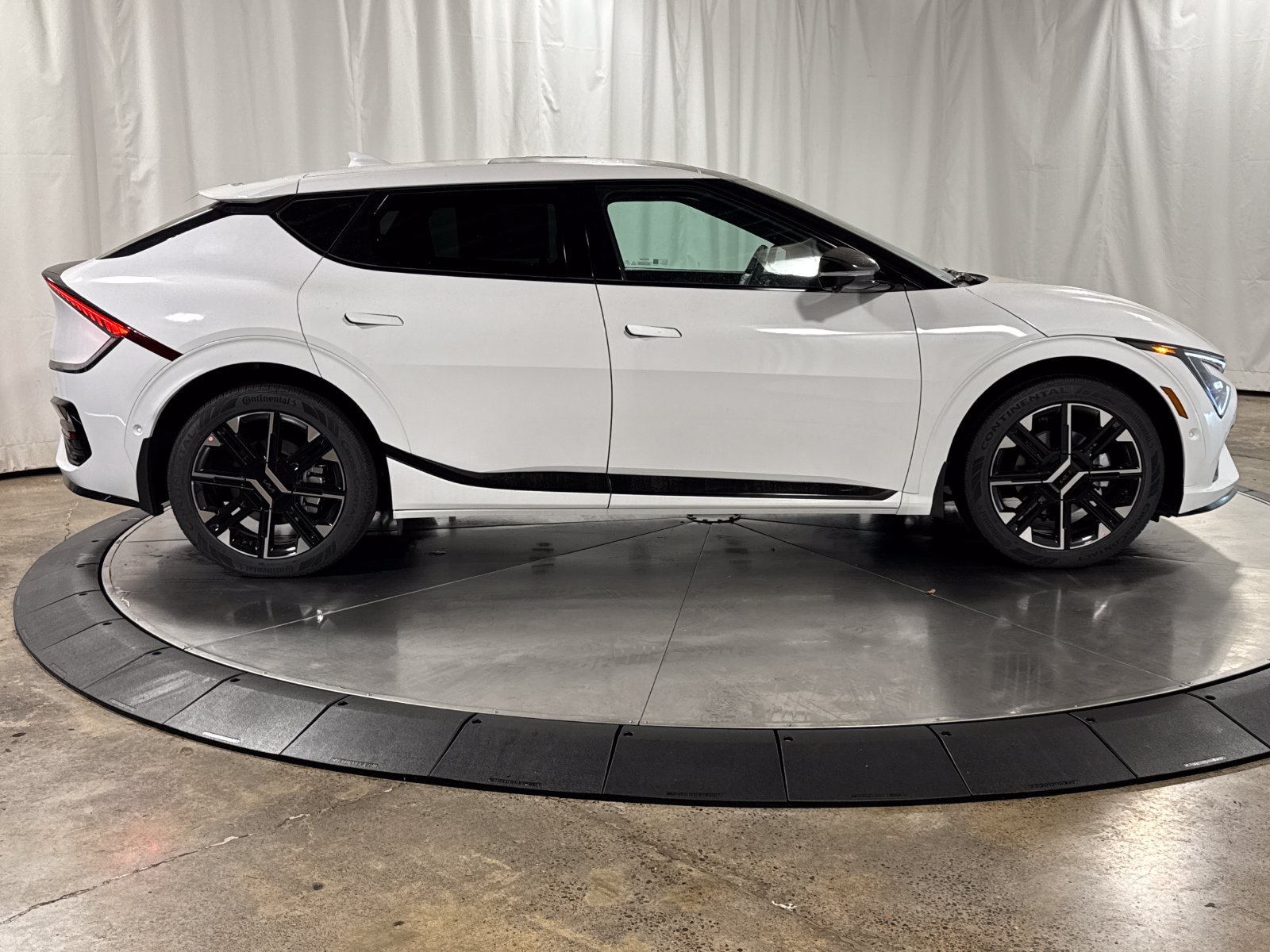 New 2026 Kia EV6 GT-Line AWD/4WD image 1