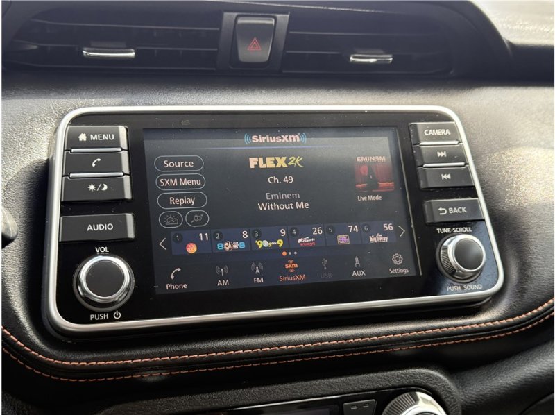 Used 2020 Nissan Kicks SR w/ SR Premium Package image 41