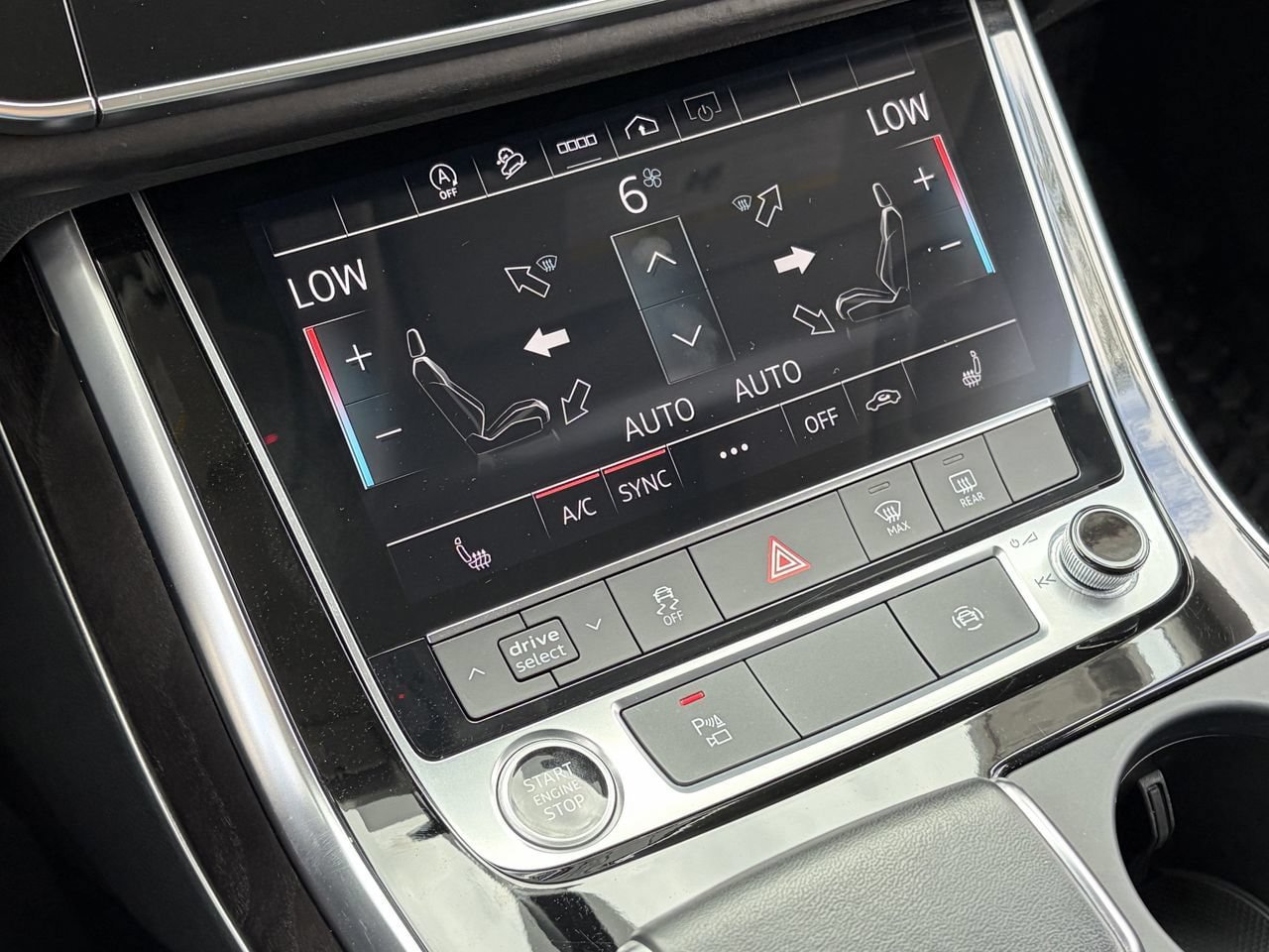 Used 2023 Audi Q8 Premium AWD/4WD image 29