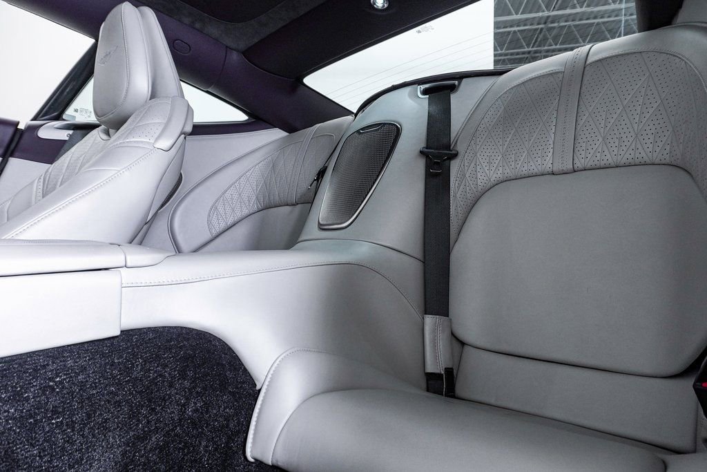 Used 2024 Aston Martin DB12 Coupe image 26