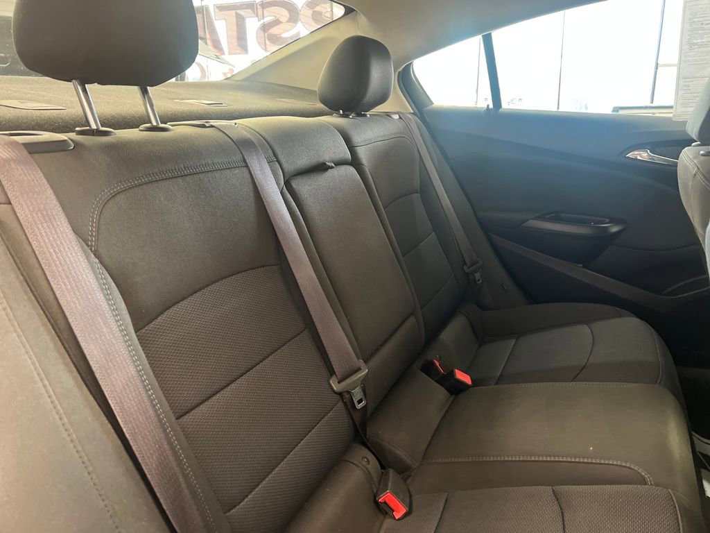 Used 2016 Chevrolet Cruze LT image 37
