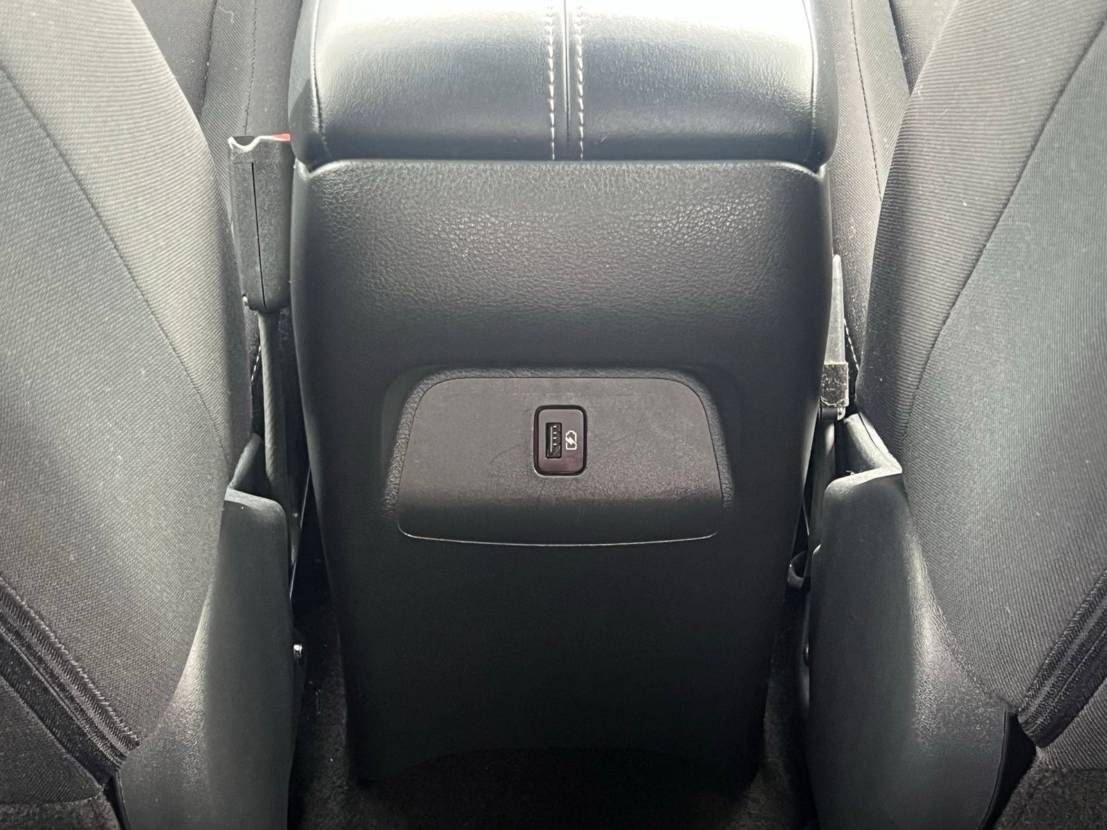 Used 2025 Nissan Sentra SV image 18