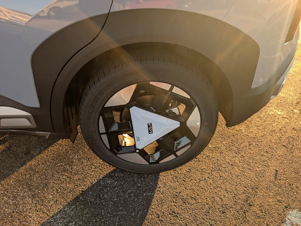 New 2027 Kia Seltos S FWD image 22
