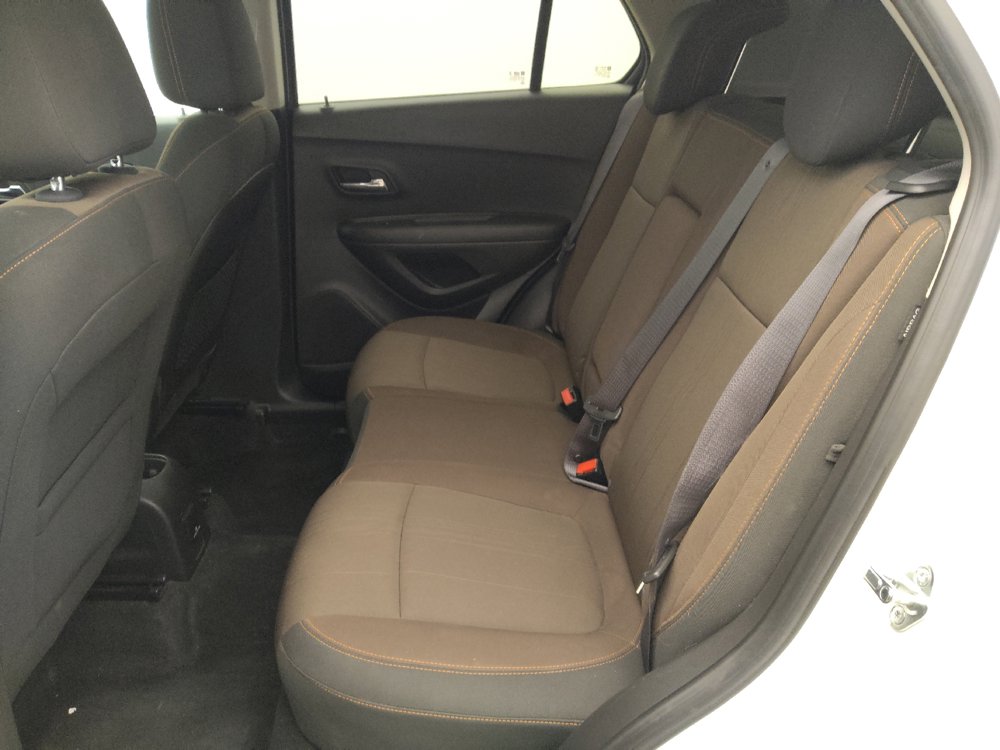 Used 2015 Chevrolet Trax LT FWD image 18