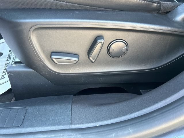 Used 2023 Ford Escape ST-Line Select w/ Tech Pack #2 AWD/4WD image 16