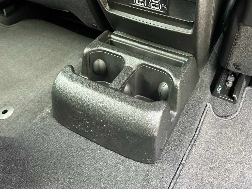 New 2024 Jeep Grand Cherokee L Laredo image 27