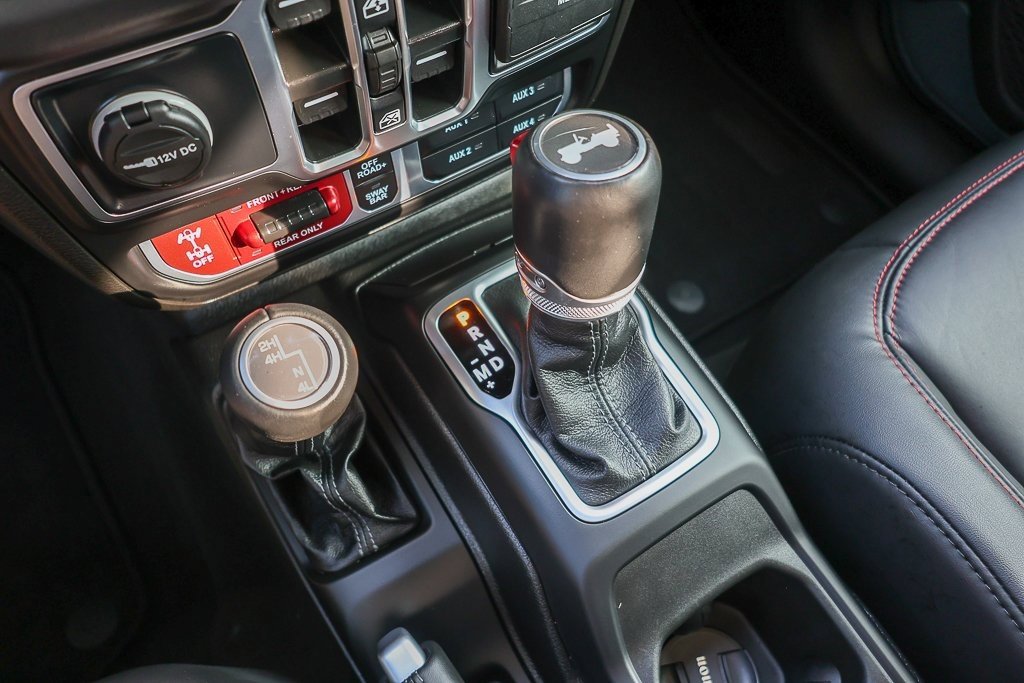 Used 2025 Jeep Wrangler Unlimited Rubicon image 17