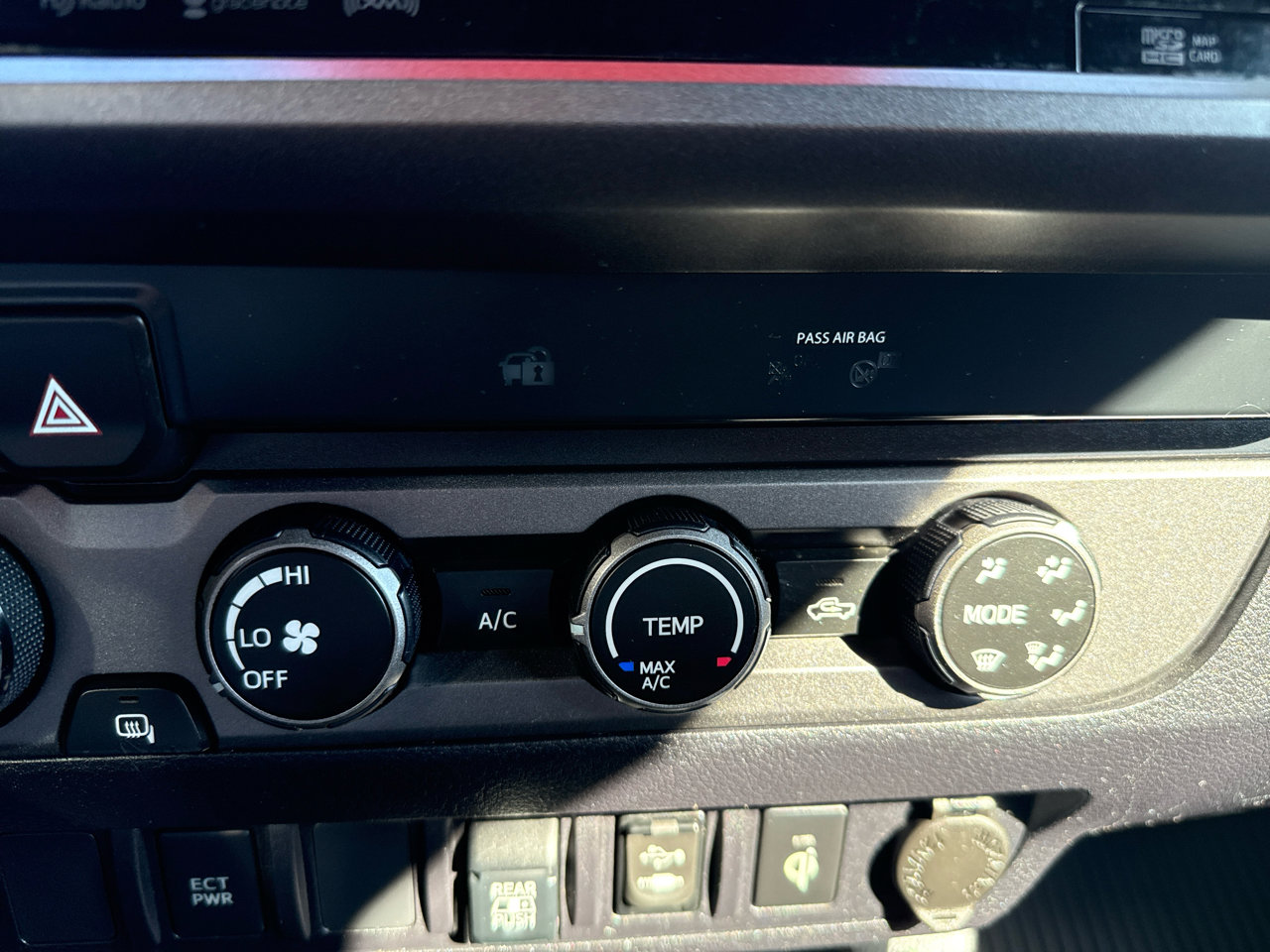 Used 2019 Toyota Tacoma TRD Off-Road image 21