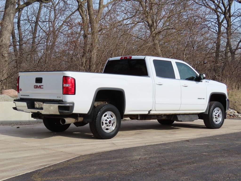 Used 2017 GMC Sierra 2500 SLE w/ Suspension Package, Off-Road AWD/4WD image 3